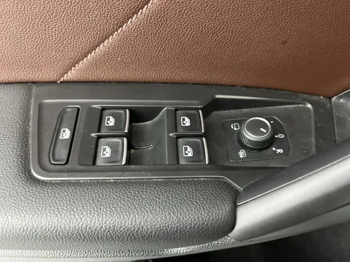 Tiguan Elegance 2.0 4x4 Aut Lmr713