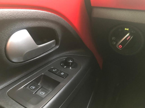 Imagem 7 de 15 de Volkswagen Up! 2016 1.0 Tsi 5p