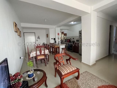 Imagen 7 de 22 de Apartamento Turmero 3 Hab 2 Baños Conjunto Las Carolinas 23-3134 ##
