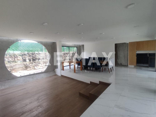 Casa En Venta En Morelos, Fraccionamiento Lomas De Cocoyoc