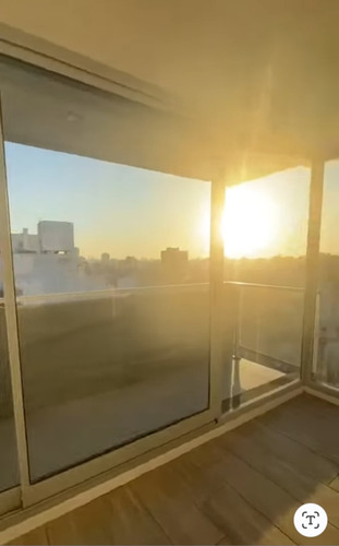 D U E Ñ O 1 Amb 53 M2 En Esquina, 9no Piso, Con Balcon, Avda. San Juan Y Pasco. Con Ameneties. Subte Pichincha. Cerca Uade Y Facultades