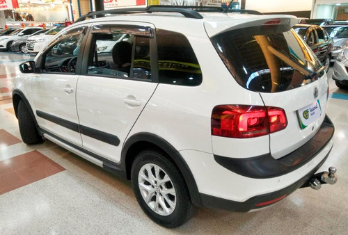 Imagem 5 de 12 de Volkswagen Space Cross 1.6 2013 Completo E **sensor De Ré**