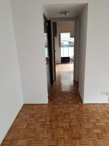 Oportunidad! Venta 2 Amb Fte Balcon. Florida Y Paraguay