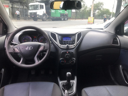 Imagem 9 de 14 de Hyundai Hb20s 1.6 Comfort Plus (flex)