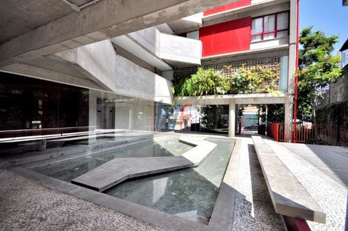 Imagem 3 de 17 de Ref: 13.717 Lindo Apartamento Na Vila Madalena Com 116 M² Sendo 1 Suíte Com Armários, Cozinha, Varanda, 2 Vagas + Depósito. - 13717