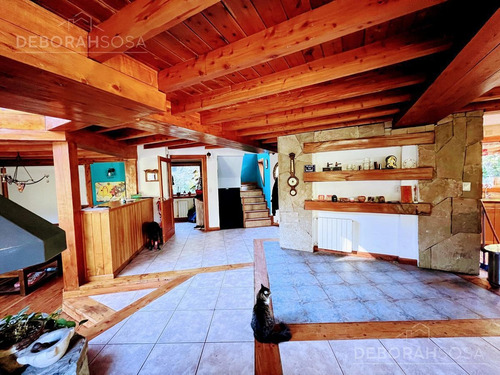 Imagen 6 de 26 de Venta De Hermosa Casa En Villa La Angostura, A Metros De Parque Nacional Arrayanes