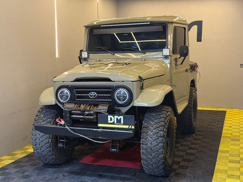 Toyota Bandeirante 4.0 Oj55lp-bl3 4x4 Cs Diesel 2p Manual