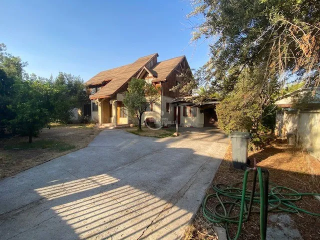 Imagen 3 de 12 de Casa En Venta De 5 Dorm. En Las Condes