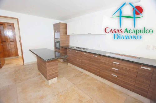 Imagen 12 de 29 de Cad Vidamar Ii A Ph 1. Sala A Doble Altura Con Terraza Y Vista Al Mar