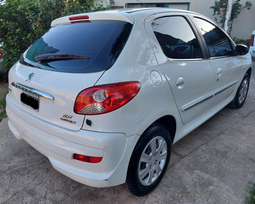 Peugeot 207 1.4 Allure 75cv