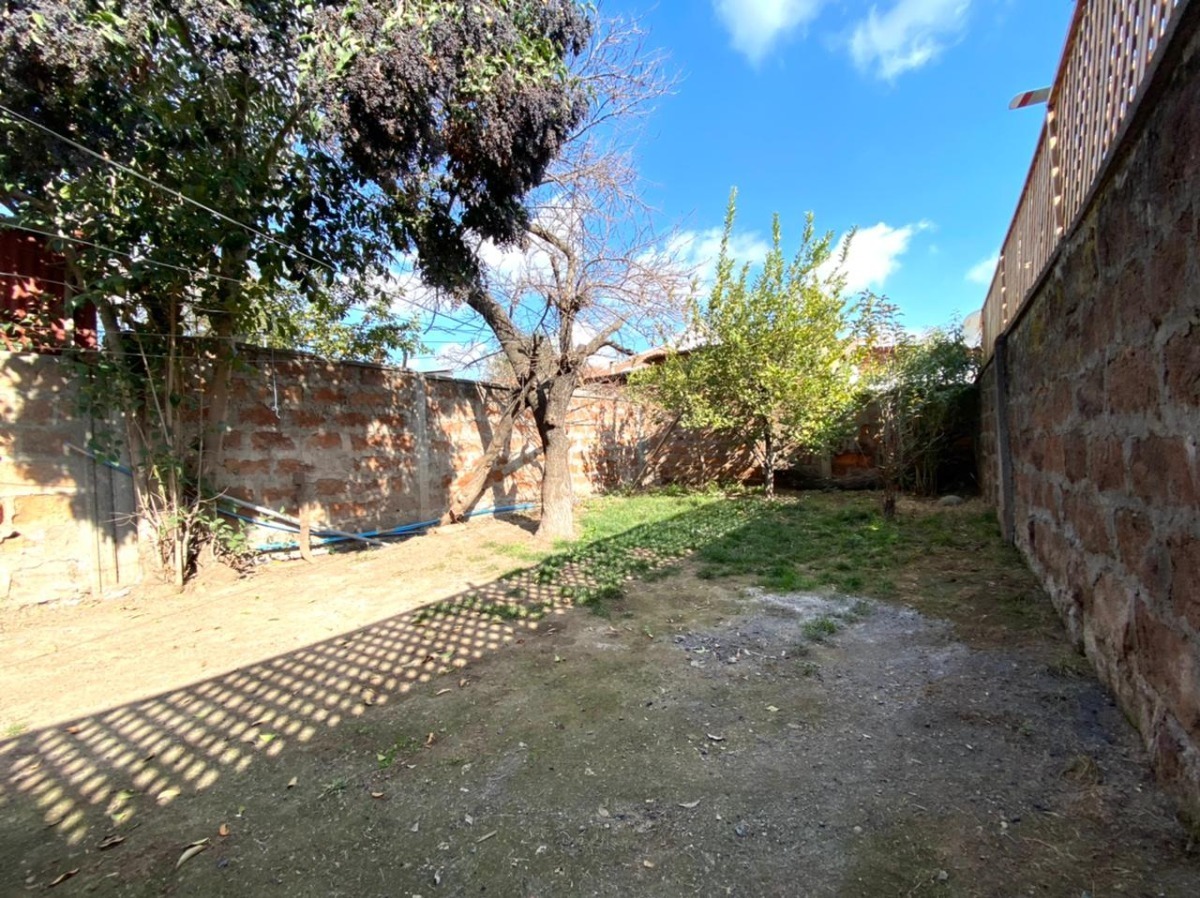 Casa De 2 Pisos En La Florida,con Gran Patio 146 M2 Totales