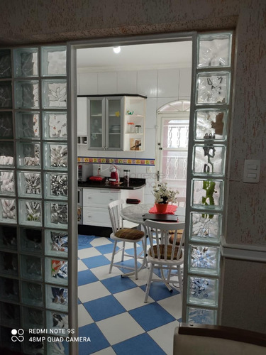 Casa Térrea 3 Quartos, 1 Suíte, 2 Banheiros 160m2 A.c