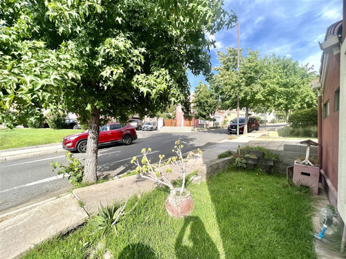 Casa En Venta De 4 D 3b, Jardin, Terraza Ciudad De Los Valle