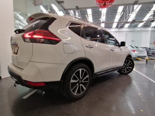 Imagen 4 de 14 de Nissan X-trail 2018 2.5 Exclusive 2 Row Cvt