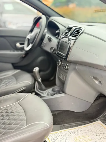 Renault Logan 1.6 Privilege / Intens