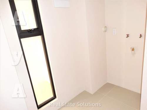 Departamento En Venta De 2 Recámaras, Arbolada By Cumbres, Avenida Huayacán, Cancún. Negociable