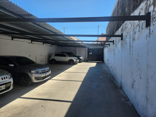 14 Cocheras Alquiladas Sobre Lote De 277m2 8,66x32