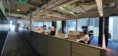 Imagen 6 de 9 de Una Vista Sin Limites Piso Alto Estupenda Oficina