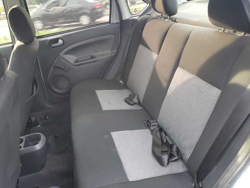 Imagem 11 de 12 de Ford New Fiesta Sedan 1.6 Se (flex)