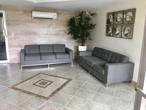 Venta De Apartamento En Green Bay, Costa Del Este 18-3009