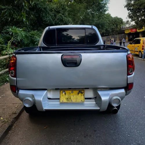 Mitsubishi L200 Sportero 2.5 Superlujo