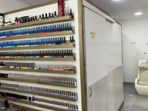 Se Vende Montaje Para Spa De Uñas En El Norte De Armenia