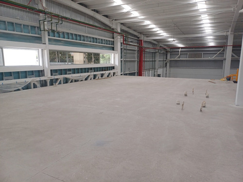 Bodega En Renta Gustavo A. Madero, Cdmx. 3,435 M2. Última Milla. Condominio, Andenes.