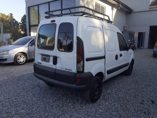 Imagen 4 de 10 de Renault Kangoo 2008 1.9 D Confort