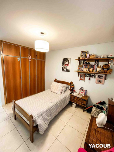 Casa En Venta - 3 Dormitorios 3 Baños - 300mts2 - Lisandro Olmos
