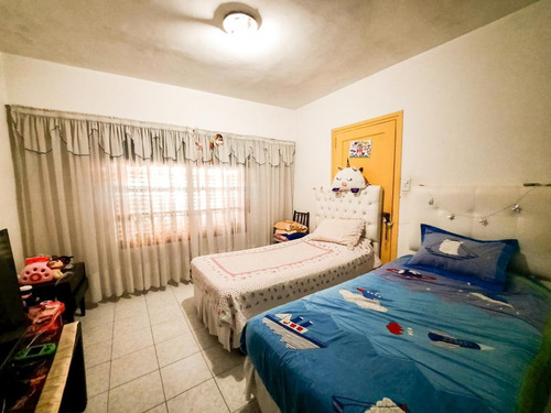 Imagen 3 de 9 de Venta Ph 3 Amb 125 M2 Lanus Oeste