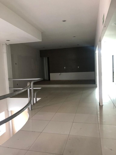 Imagen 9 de 14 de Local Para Universidad, Escuela Ó Academia En Renta
