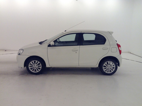 Toyota Etios 1.5 5 Ptas Xls 2016