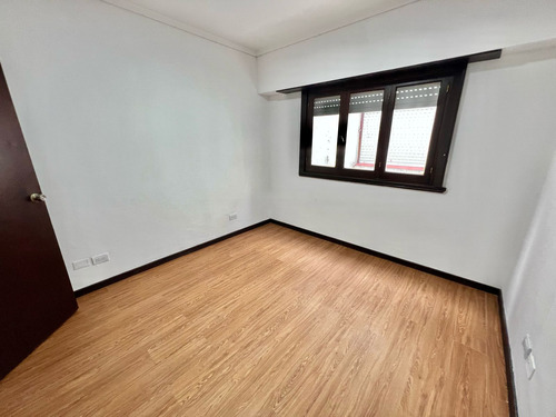 Departamento 2 Ambientes Al Cfte Con Balcon