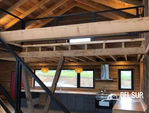Casa Con Gran Diseño De Contrucción