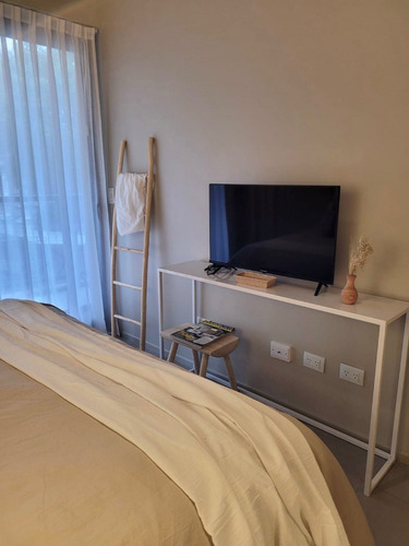 Departamento La Rivera, 1 Dormitorio - Puerto De Olivos, Sobre Calle Corrientes