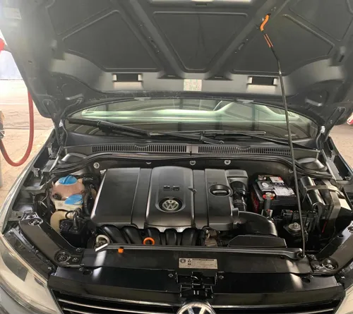 Volkswagen Jetta 2.5 Style Active Tiptronic At