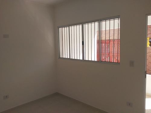 Imagem 8 de 14 de Casa Com Edicula 3 Dorm, Cozinha, 2 Banheiro, 4 Vagas 883