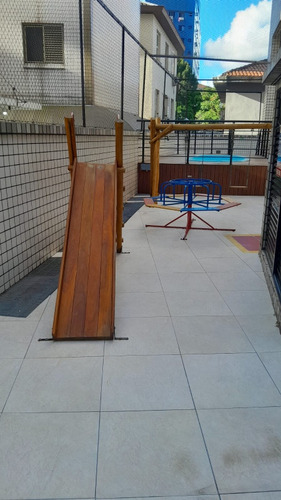 Apartamento Com 2 Quartos +dp E Garagem Fechada.