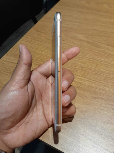 iPhone 8