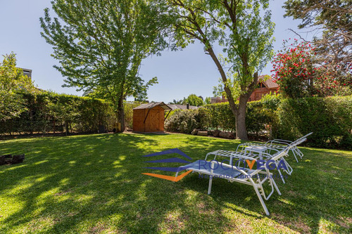 Casa En Venta En Country Banco Provincia Francisco Álvarez Moreno