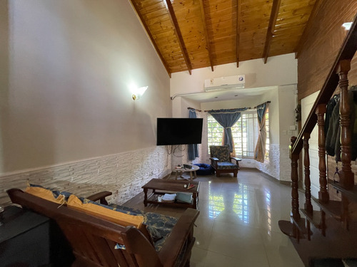 Venta Casa Castelar 5 Ambientes