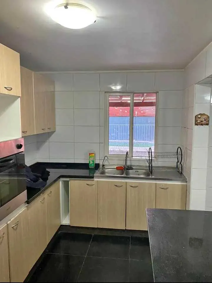 Imagen 4 de 9 de Casa Familiar Con Patio Amplio Y Piscina (174207)