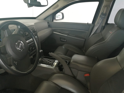Jeep Grand Cherokee Srt-8 2006