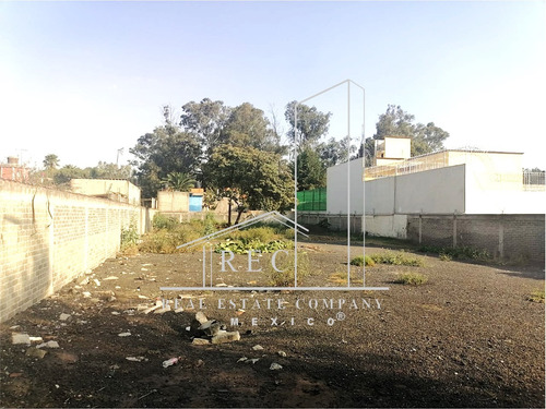 Terreno Plano, Regular Y Bardeado En Venta - A 100 Mts De División Del Norte