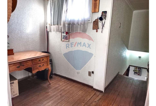 Excelente Casa Con Amplio Terreno Plaza Ñuñoa