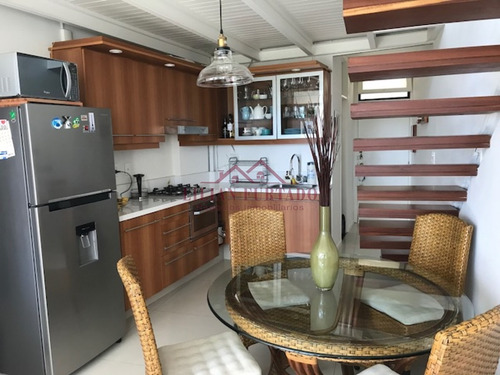 Oportunidad !!! Luminoso Duplex En Venta En Complejo Arcobaleno Con Vista A La Isla Gorriti- Ref: 1590