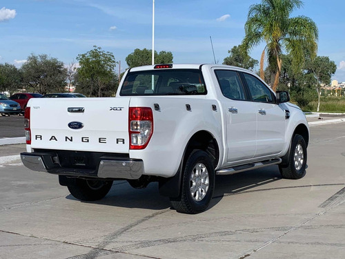 Imagen 7 de 15 de Ford Ranger 2017 2.5 Xlt Cabina Doble 4x2 Mt