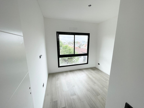 Venta Depto 3 Amb En Caseros Permuta
