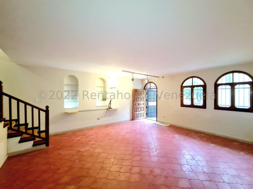 Imagen 4 de 28 de Casa Para Remodelar En Los Palos Grandes