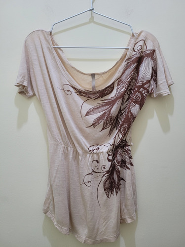 Blusa Beige Floja Con Elástico En Cintura